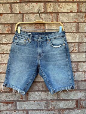 Levi’s 511 Bermuda Cut off Men’s Jean Shorts Size 29